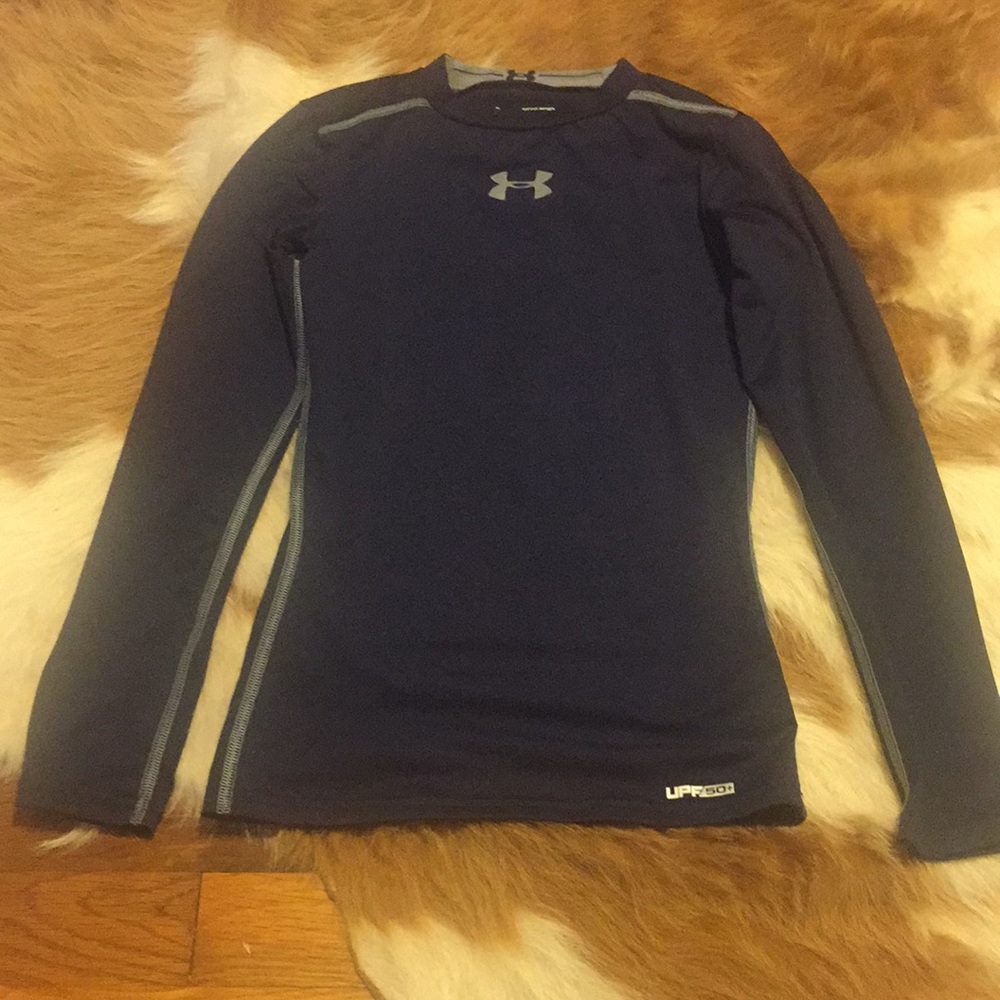 Boys youth small fitted Under Armour shirt
